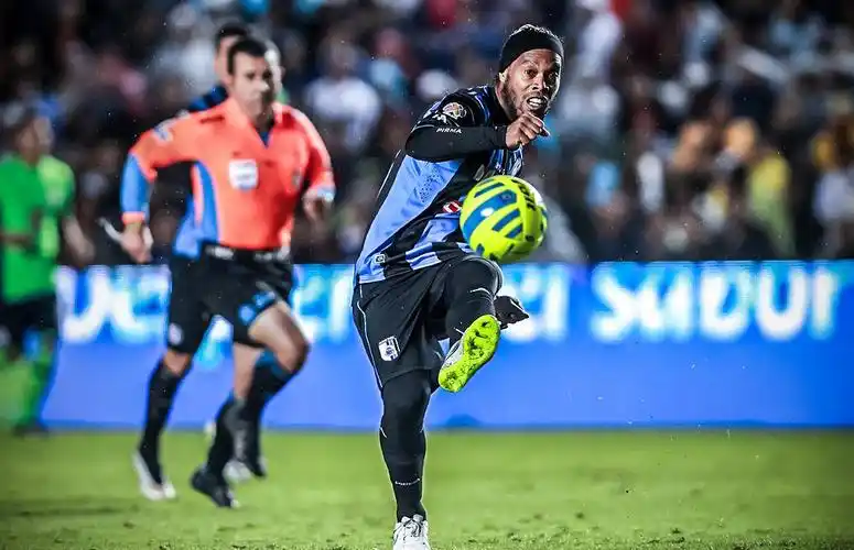 外界关注 外界关注